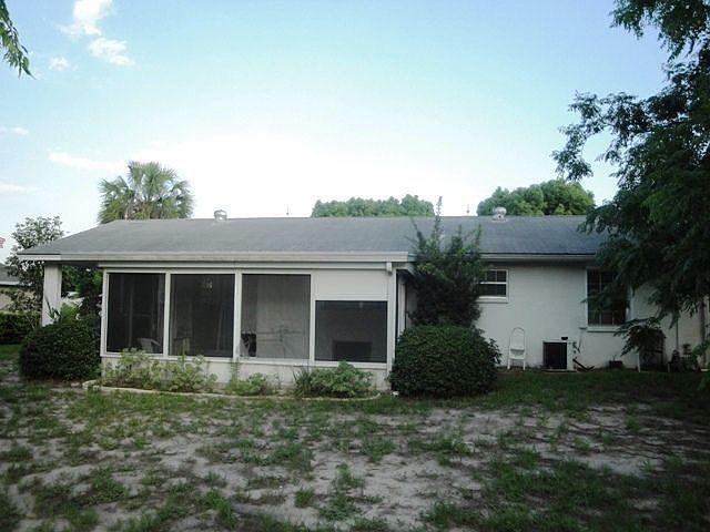 2nd image of 5251 Woodridge Ln