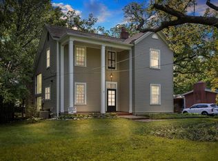 1251 Grant Rd, Saint Louis, MO 63119