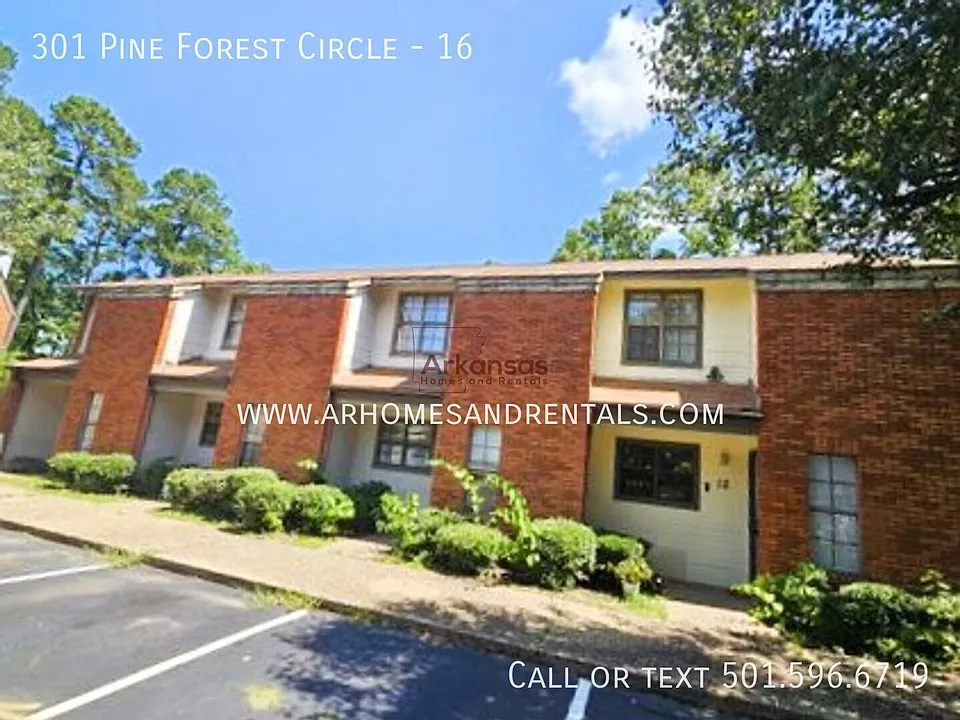 301 Pine Forest Cir #16