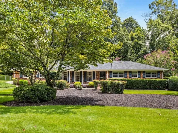 2931 Evans Woods Dr, Atlanta, GA 30340