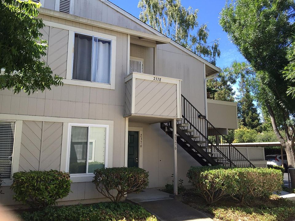 1st image of 2378 Balme Dr