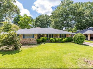 1160 Braeburn Dr, Baton Rouge, LA 70815