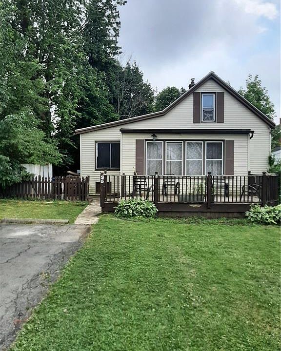 1st image of 25 Vera Ave