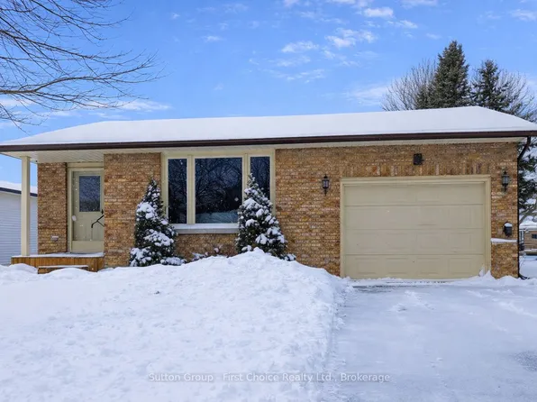 8 Dunsford Cres, Saint Marys, ON N4X 0A4