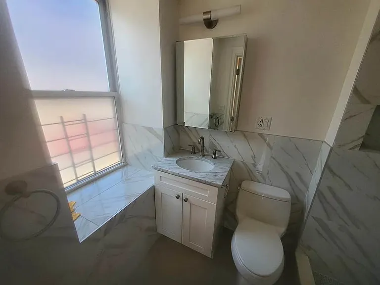 101 Ocean Pkwy #1B — Photo 10