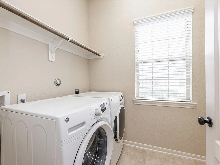 24943 Blue Mountain Park Ln — Photo 24