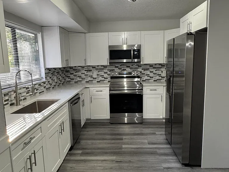 2774 SE Brevard Ave — Photo 6