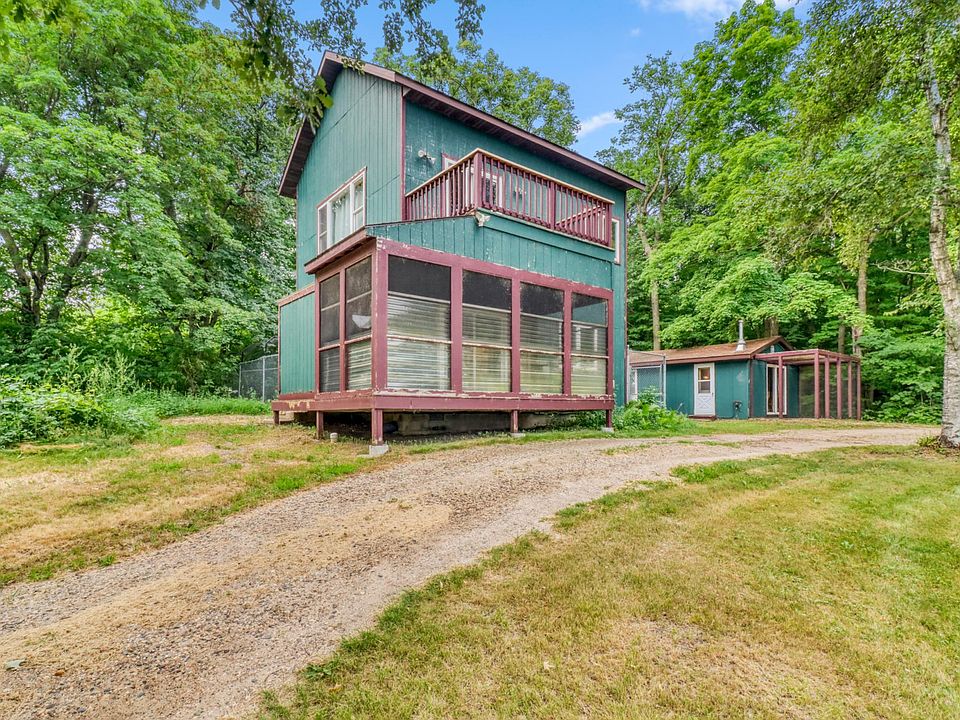 1st image of 32898 Priebs Park Dr