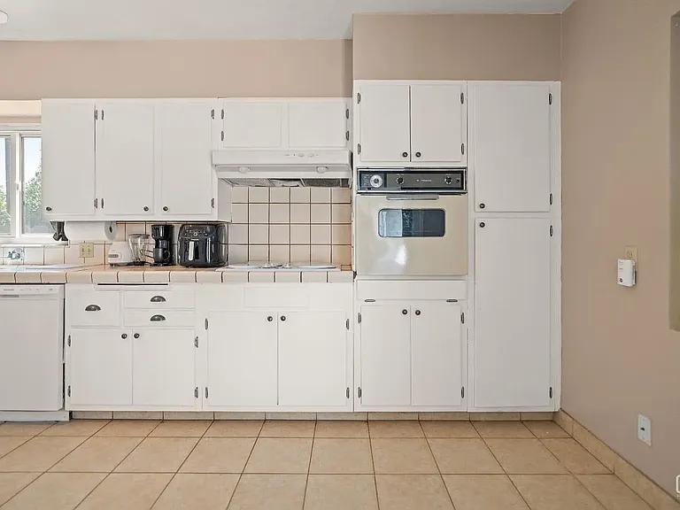 3108 Saratoga St — Photo 16