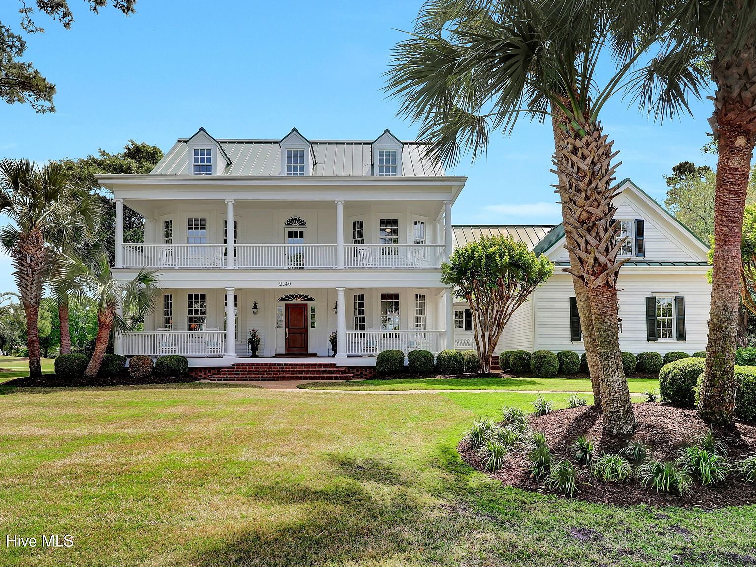 2240 Deepwood Drive