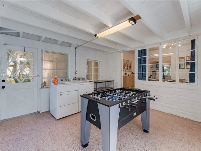 820 SW 26th Rd — Photo 17