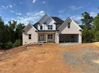 4618 Orchard Grove Dr, Clemmons, NC 27012