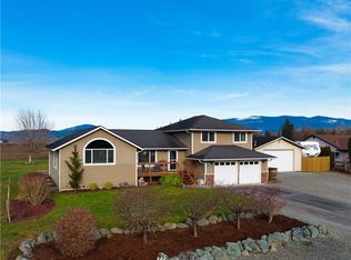 20829 Travis Ln, Burlington, WA 98233