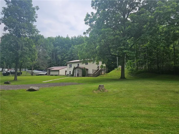 4546 Paylor Rd, Wolcott, NY 14590