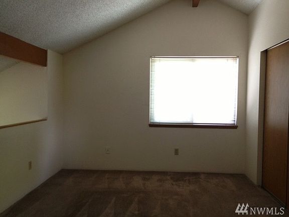 5th image of 12600 57th Ave S #D-101