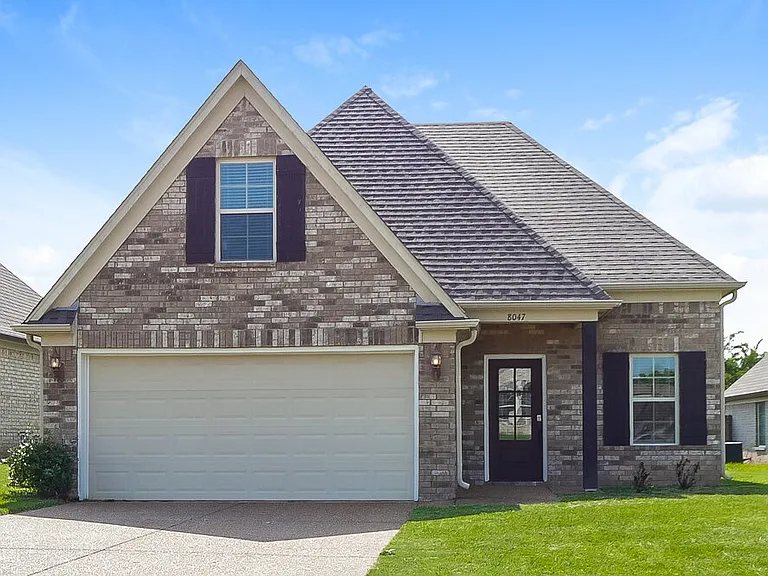 8047 Switzer Dr — Photo 1