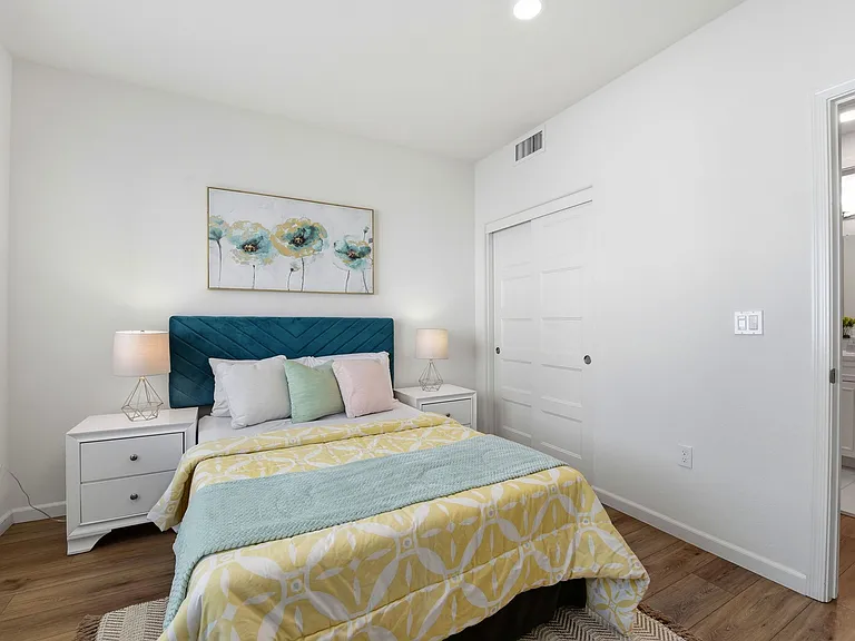 3078 Empoli Ln #5 — Photo 9