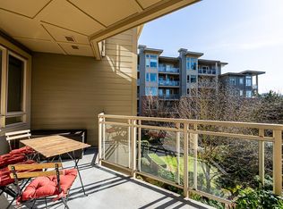 159 W 22nd St #311, North Vancouver, BC