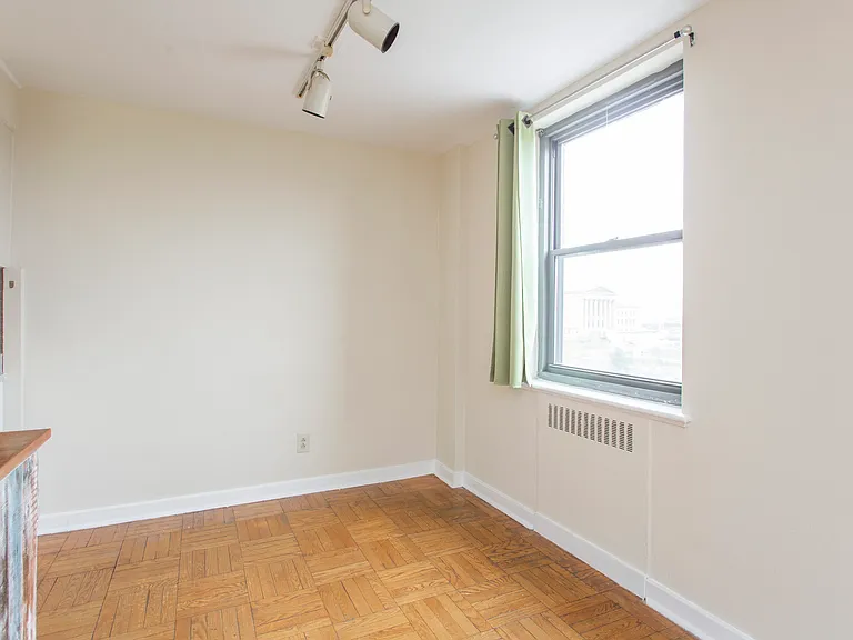 2601 Pennsylvania Ave #711 — Photo 9