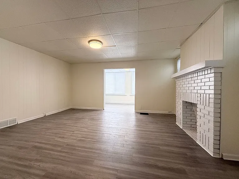323 McKinley St #1 — Photo 7