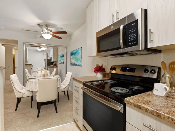 PORTOLA MEADOWS, 1160 Portola Meadows Rd #G115, Livermore, CA 94551