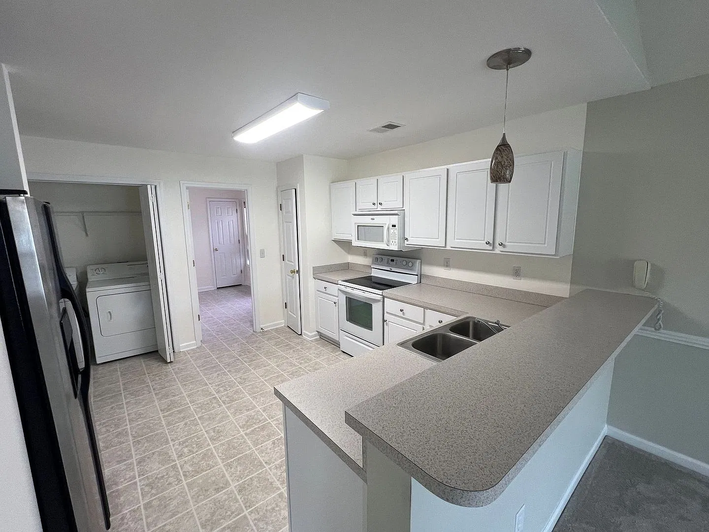 Arrowhead, 3BD/ 2BA home — Photo 3