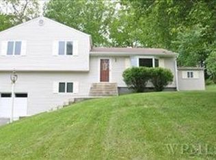 358 Alpine Dr, Cortlandt Manor, NY 10567