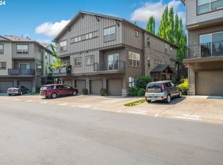 617 NE Garswood Ln, Hillsboro, OR 97006