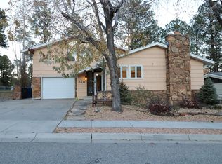 2470 Club Rd, Los Alamos, NM 87544