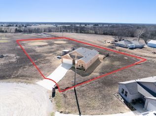 315 De La Torre St, Trenton, TX 75490