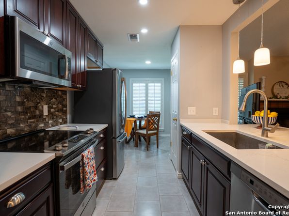 2255 Thousand Oaks Dr APT 105