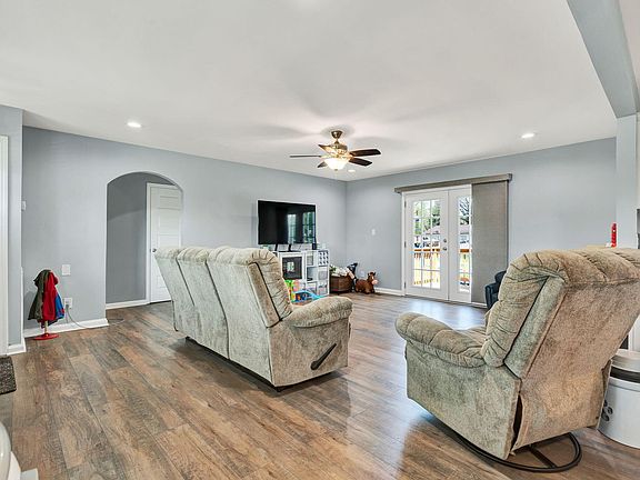 4th image of 2401 Spring Place Rd SE