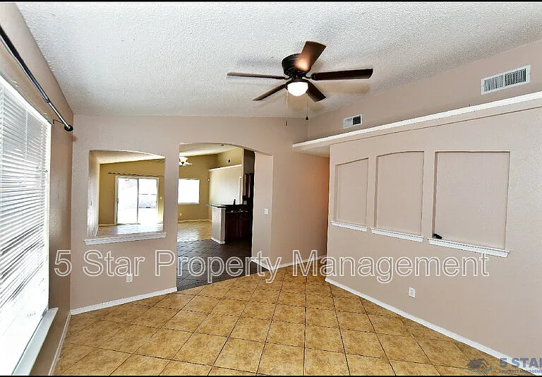 12976 Enrique Gomez Ln — Photo 7