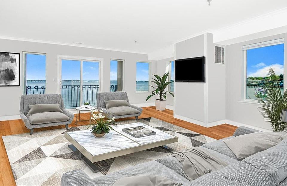 1st image of 1444 Outlook Ave APT 2