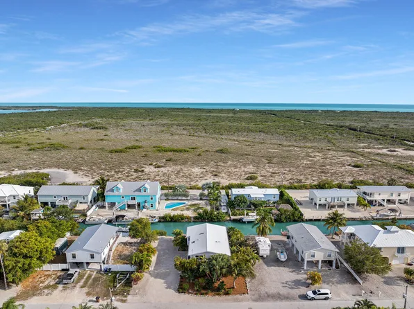 17326 Jamaica Ln, Sugarloaf Key, FL 33042