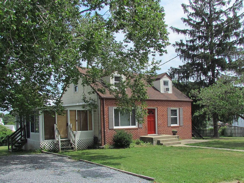 Street view of house