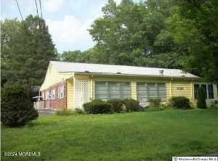 28 Holly Ct #B, Manchester Township, NJ