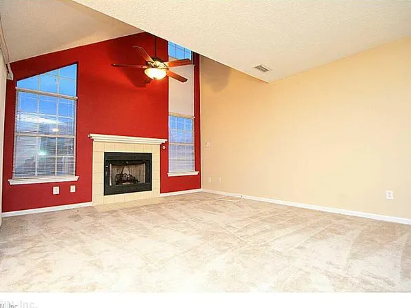 4209 Laurel Green Cir, Virginia Beach, VA 23456