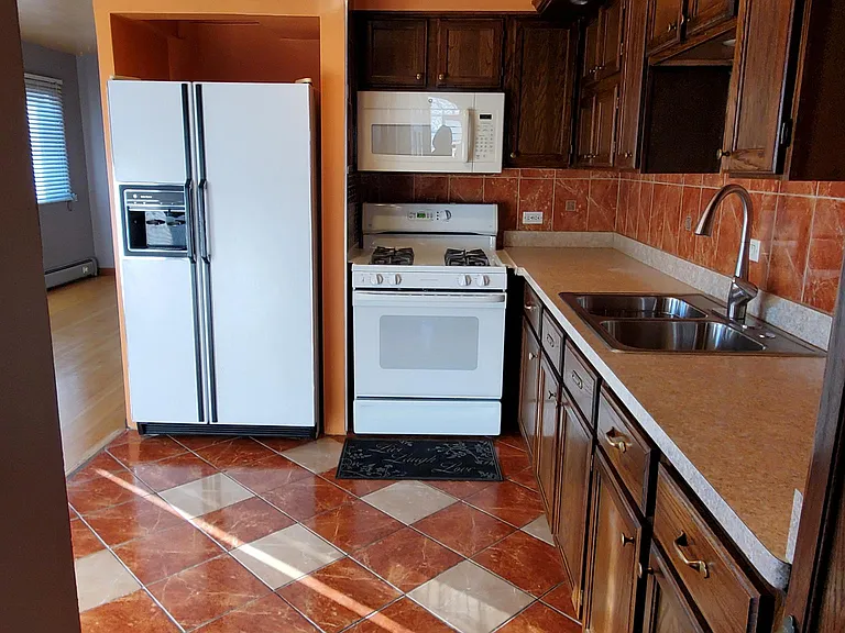 424 Elgin Ave #6 — Photo 10