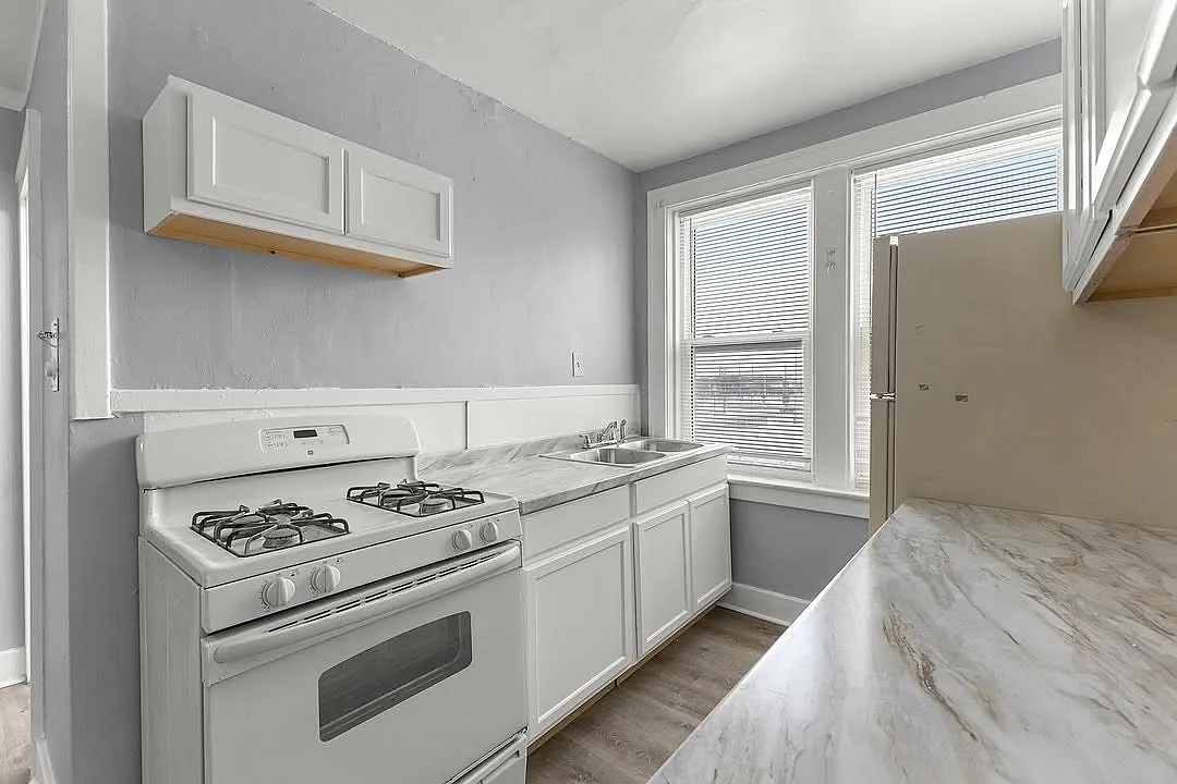1705 Oakman Boulevard, Unit 10 — Photo 1