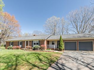 1674 Police Tower Rd, Appomattox, VA 24522