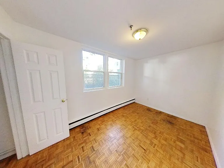 6059 Shirley St #12 — Photo 8