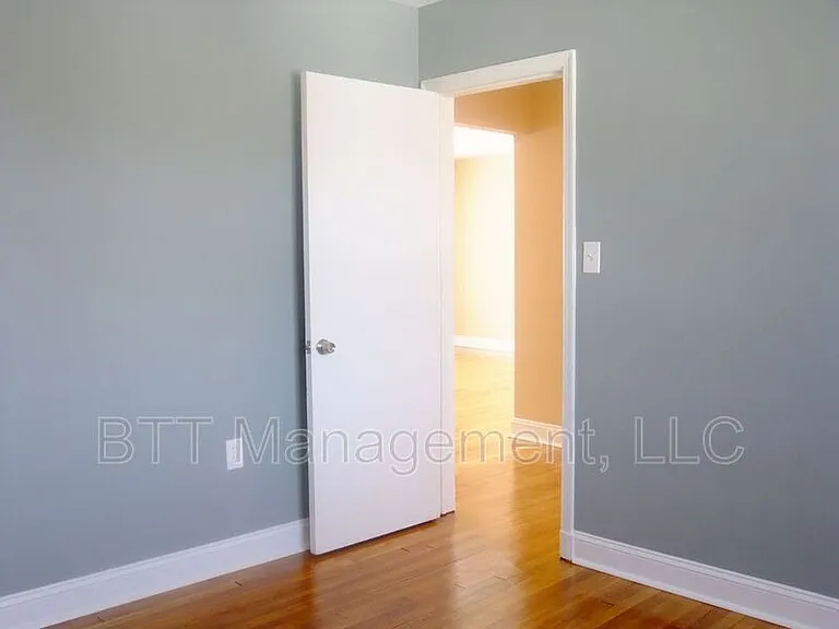 4013 38th St #202 — Photo 25