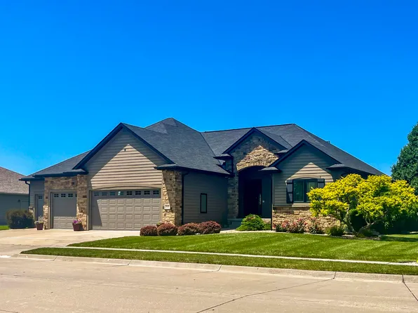 3178 40th Ave, Columbus, NE 68601