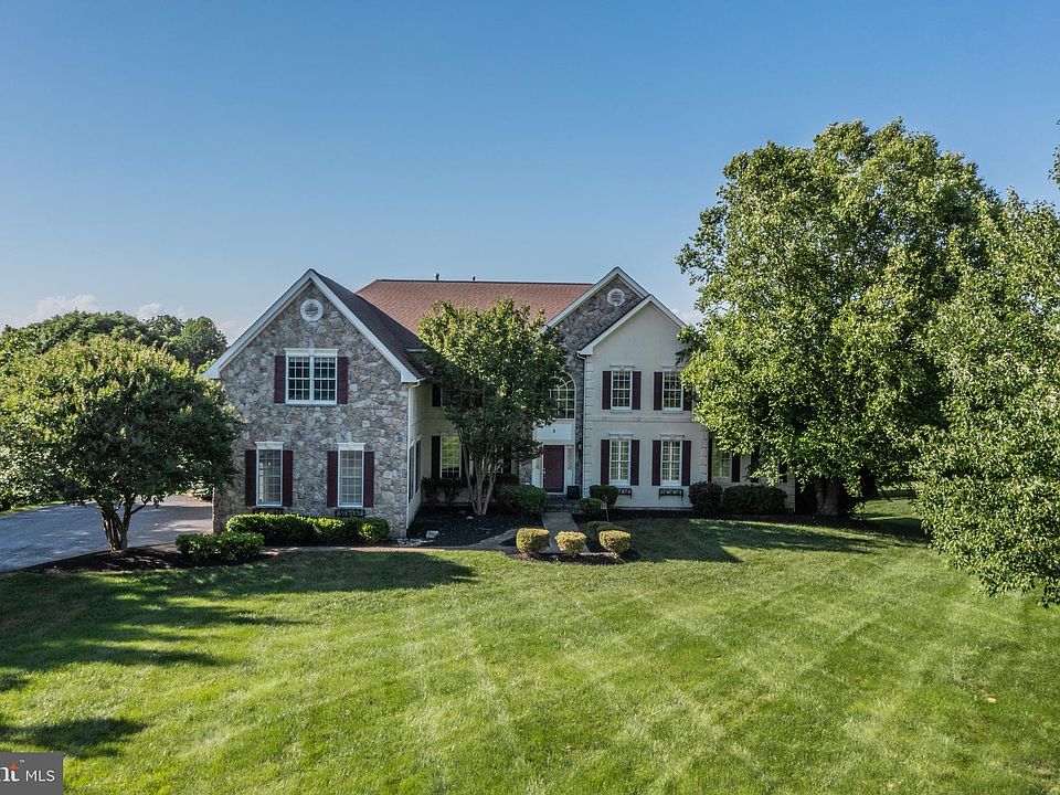 6 Hunt Club Ct, Phoenix, MD 21131 Zillow