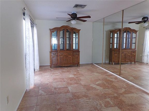 4th image of 3528 Auburn Ct #235