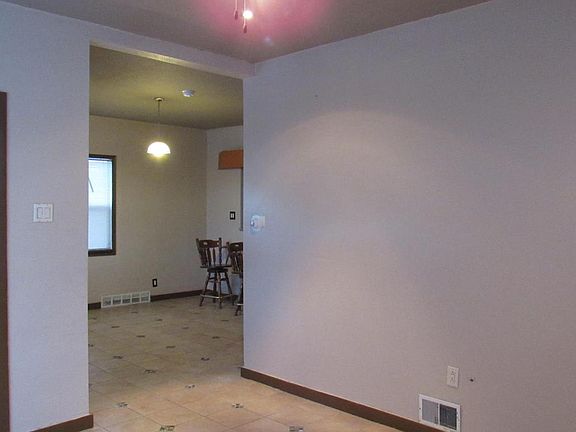 3rd image of 1229 Michigan Ave
