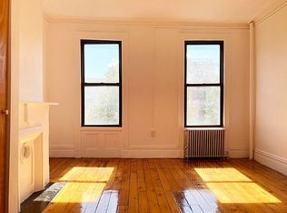 131 Huron St #3R, Brooklyn, NY 11222