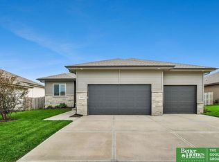 18761 Spaulding St, Elkhorn, NE 68022