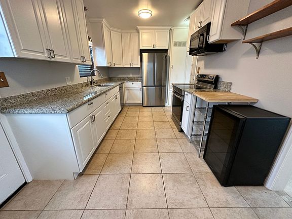 4th image of 903 W Olive Ave #1